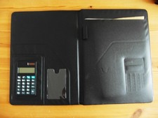 Schreibmappe A4 Schwarz Kunstleder + Solar Taschenrechner NEU