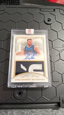 Panini National Treasures NBA Luka Doncic Dallas Marvericks Retro Patch Auto /10