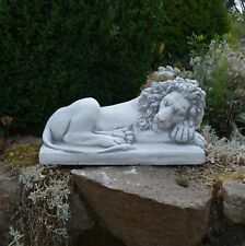 Löwe liegend rechts