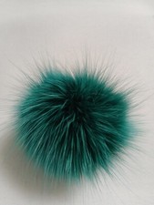 Pelzbommel  Accessoires Pelzbrosche Geschenkidee Num4 Grün  Brosche Blaufuchs 