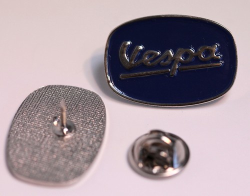 Metalpin vespa logo navy - vespa, mba