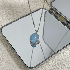 Mondstein Schlüsselbein