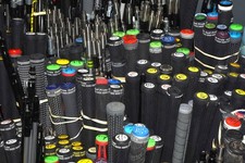 100 Demo Eisenschäfte