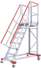 Fahrbare podesttreppe - fahrbare,
