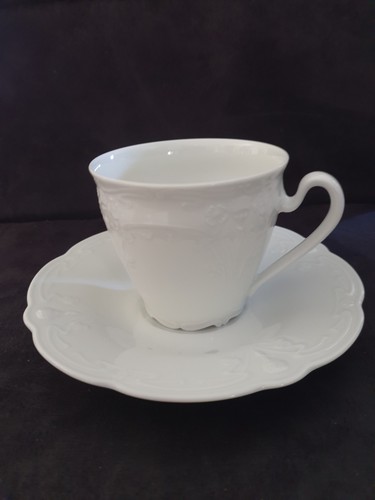 Tasse mit untertasse - tasse,