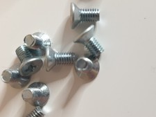 AMC 1 x 10 Schrauben für