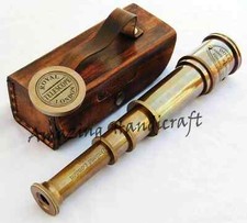 Altes antikes Teleskop Maritim