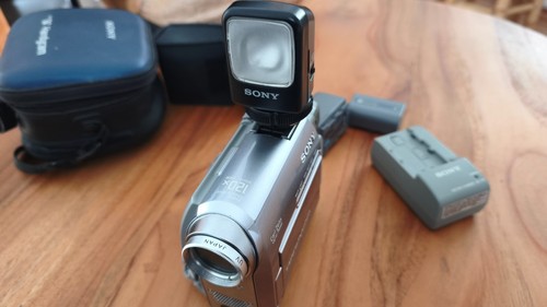 Sony handycam video - sony, e