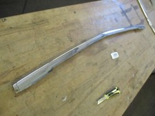 Audi 100 C1 F104 Chrom