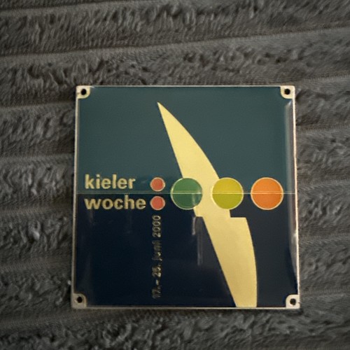 Kieler woche plakette 2000 - woche,