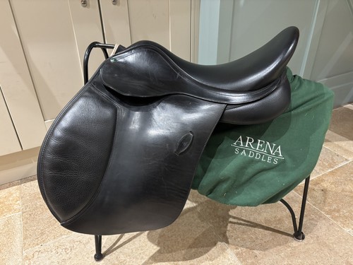 Arena bates wide - 17",