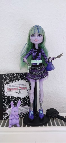 Monster high puppe twyla basic - monster,