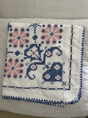 Alte schöne tischdecke - tischdecke,, rein