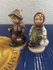 Goebel Hummel Figuren, 561 und
