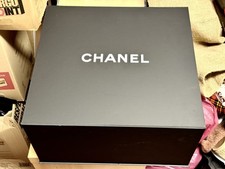 Chanel Box Karton mit