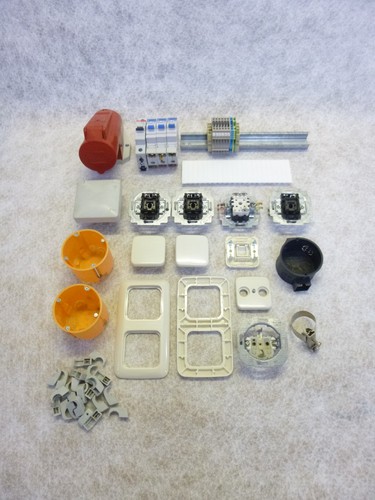 Konvolut elektromaterial - konvolut,