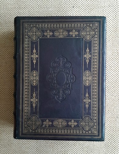 Large antique holy bible - large,
