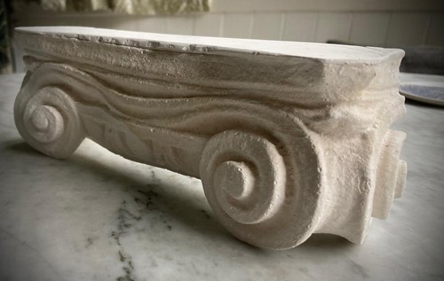 Griechische ionische säule - ionische,