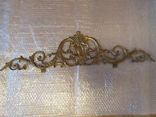 Alter Schrankaufsatz Messing/Bronze 17x73 cm 1.011g  DEKO