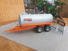 SIKU 2869 Güllewagen mit Induktionsanlage KAWECO oranges Chassis