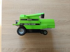 Siku Deutz-Fahr 3850 Mähdrescher ohne Mähwerk 