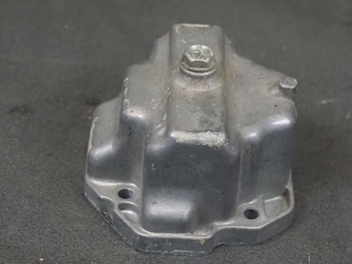 Cover under carburetor - under,