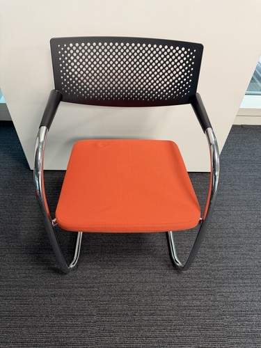 Vitra visavis besucher meeting - vitra,