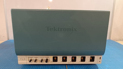 Tektronix dpo70404 channel - dpo70404, 4-channel