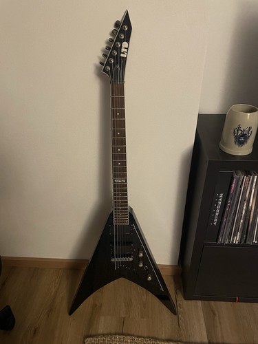 Esp ltd 300 black emg - ltd,