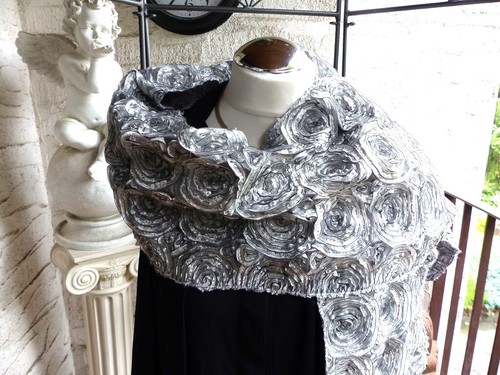 Schal silber mit rosen - mit,
