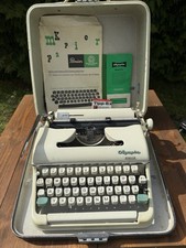 Vintage Olympia Monica