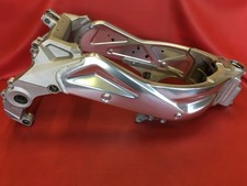 A6 Aprilia RSV Mille 1000 R