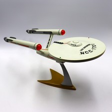 Playmates 1995 ToS Star Trek USS Enterprise NCC-1701 mit Ständer - Light & Sound