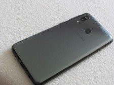 Samsung Galaxy A20e | 32 GB |schwarz, kleiner Displayfehler,sonst voll OK