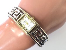 Vintage Embassy Gruen Armbanduhr für Damen Spangenuhr Armreif Quarz silber gold