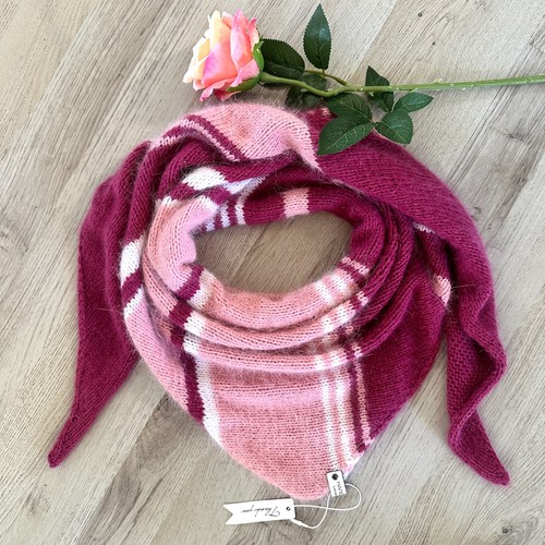 Handgefertigter strickschal - handgefertigter,