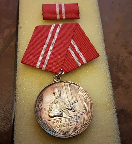 Medaille für treue - , in