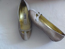 Stephane Kelian Paris Leder Schuhe Ballerinas Gr. 37/38 in Beige OVP