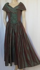 Laura Ashley Kleid 34 grün