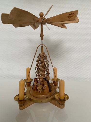 Alte weihnachts pyramide - weihnachts,