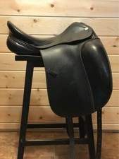 Prestige D2000 black dressage