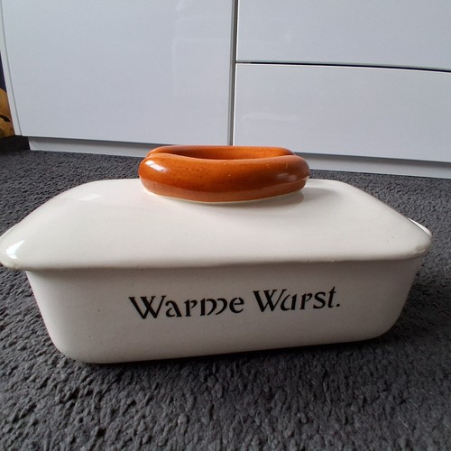 Warme würstchenschale aus - würstchenschale,