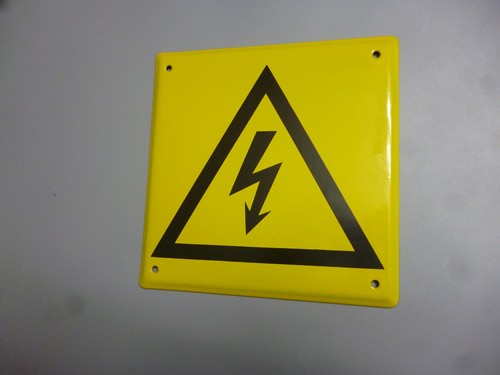 Achtung hochspannung - achtung,