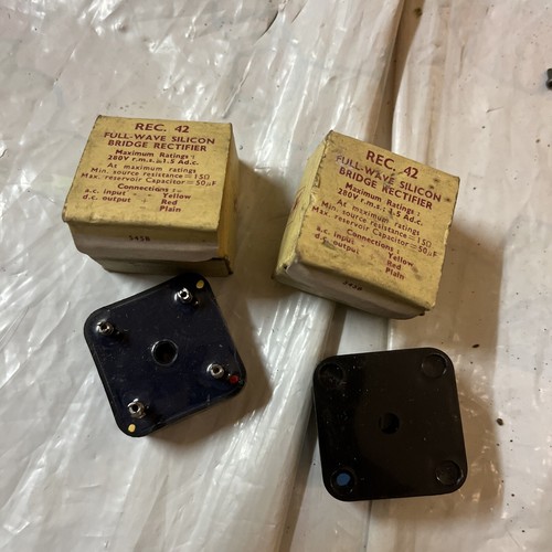 Elektronisches bauelement - x,