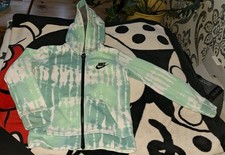 Nike Sweatjacke Größe 104-110 