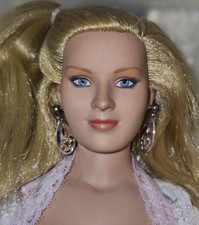 Robert tonner doll - tonner, "emme"