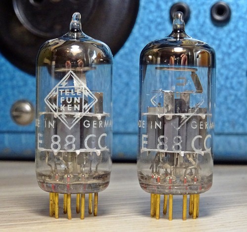 Konvolut röhre telefunken - 2x,