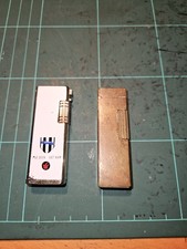 2 Vintage Liftarm Gasfeuerzeuge Vietnam und Messing