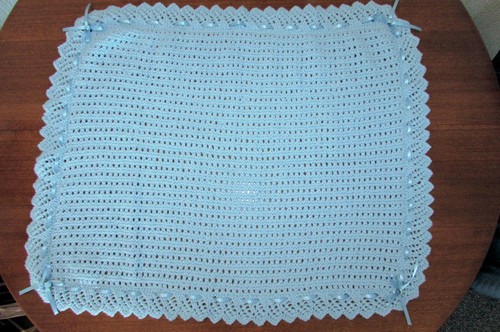 Handgestrickter baby - handgestrickter,
