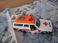 Modell auto  - 1x Krankenwagen